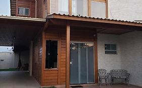 Linda casa 3 quartos